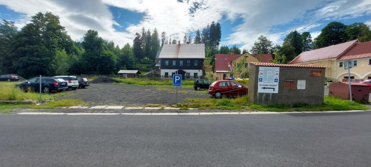 Horska Chata Plzenka Pernink Buitenkant foto
