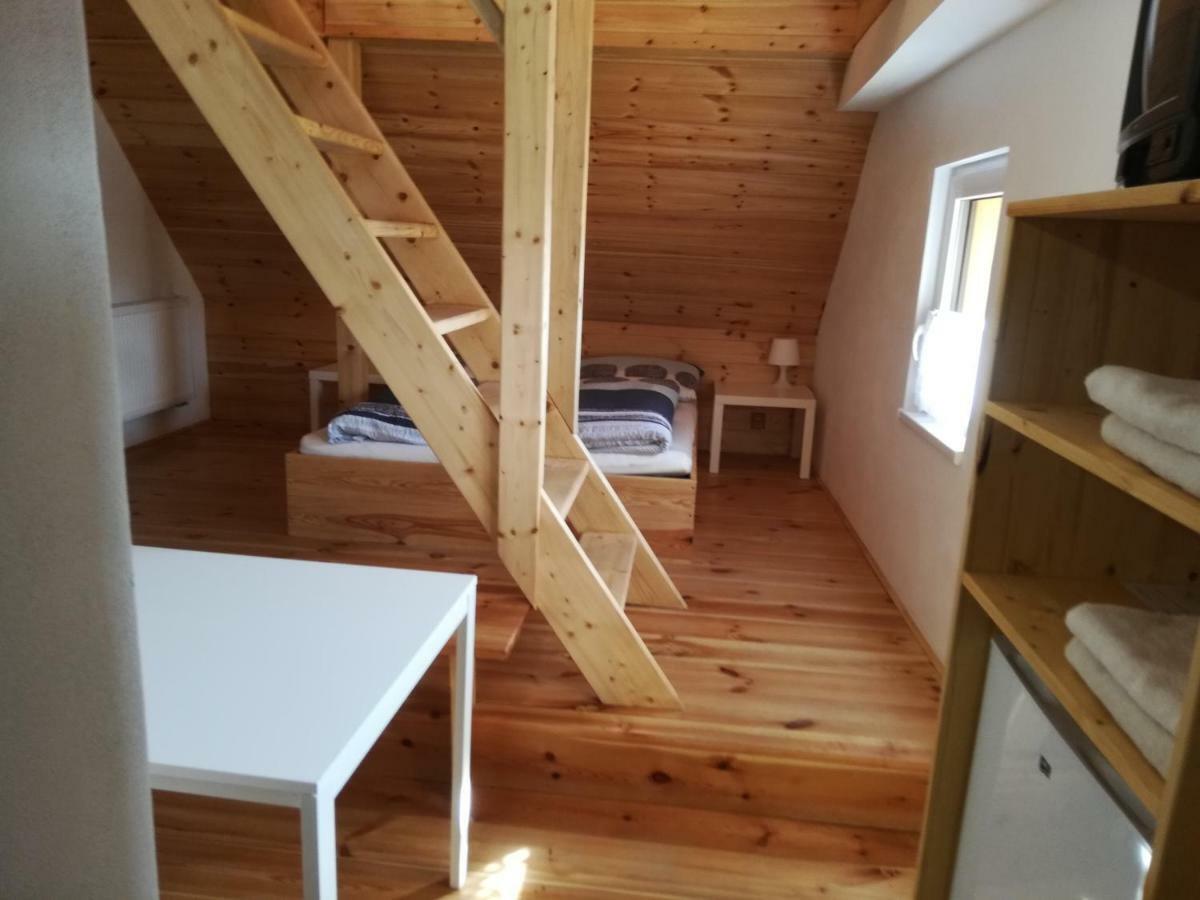 Horska Chata Plzenka Pernink Buitenkant foto